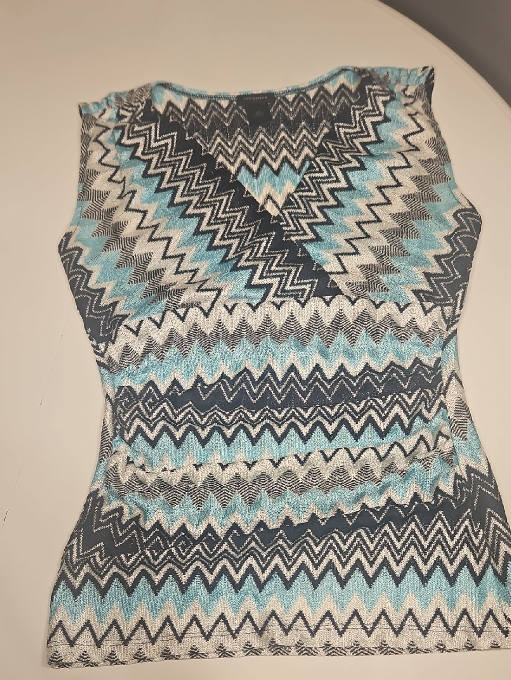 Ann Taylor Sleeveless Chevron Knit Tank in Light Blue, Black and White
